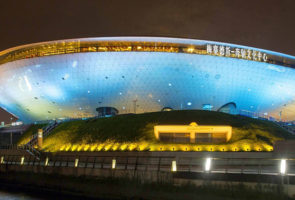 梅赛德斯奔驰文化中心——中国2010年上海世博演艺中心古怪猴子试玩官网入口换热机组案例